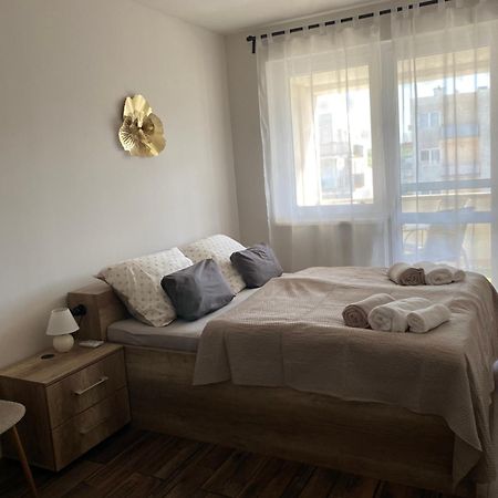Montana Apartman Мишкольц Экстерьер фото