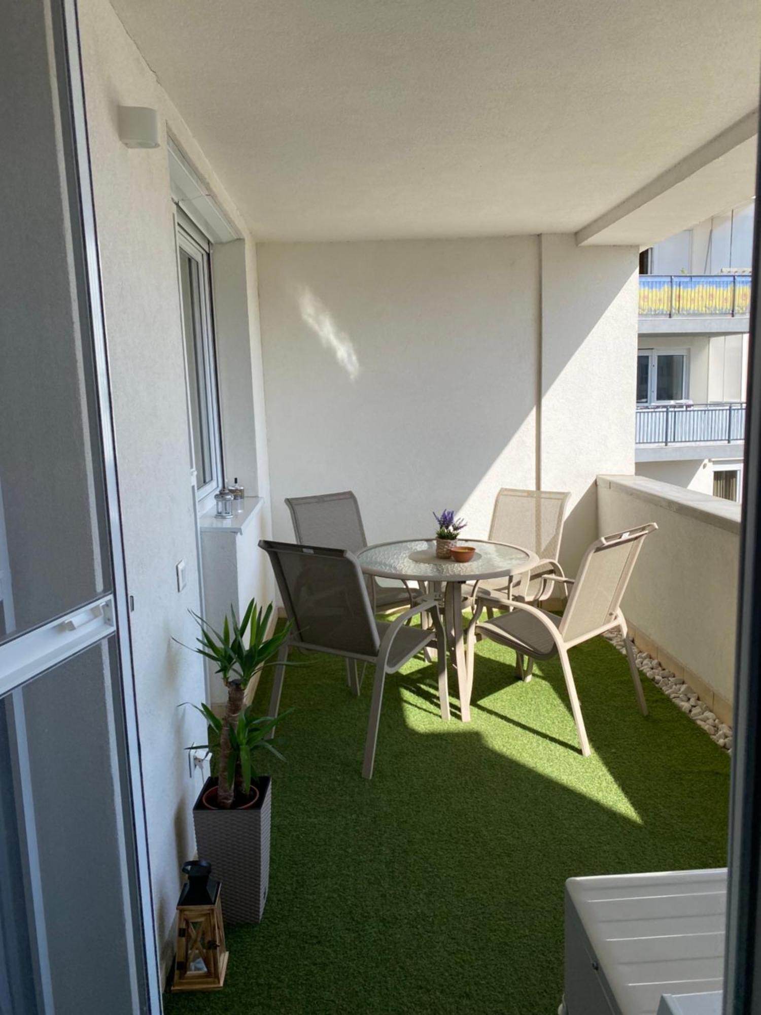Montana Apartman Мишкольц Экстерьер фото