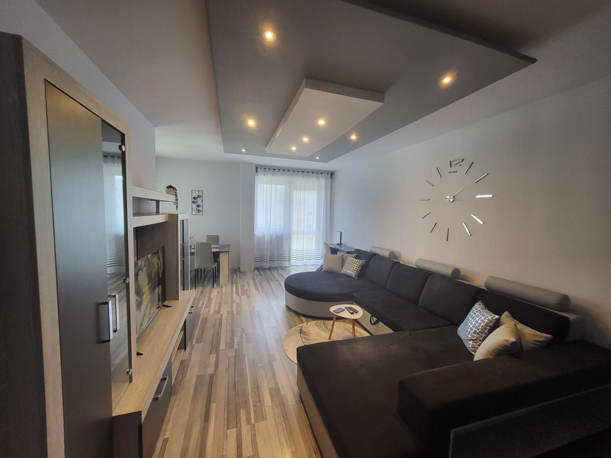 Montana Apartman Мишкольц Экстерьер фото